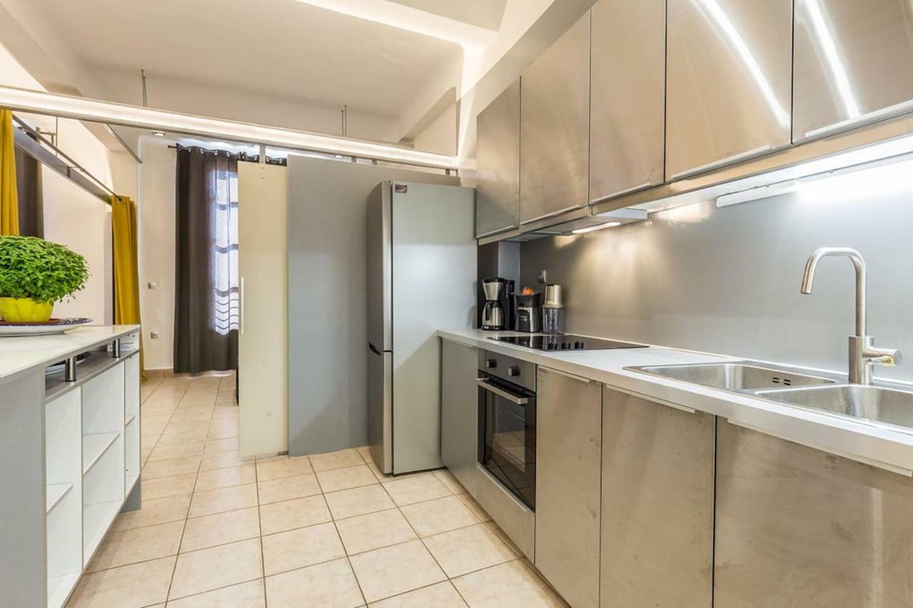 Appartement Renovated Loft At The Center Of Monastiraki à Athènes Extérieur photo